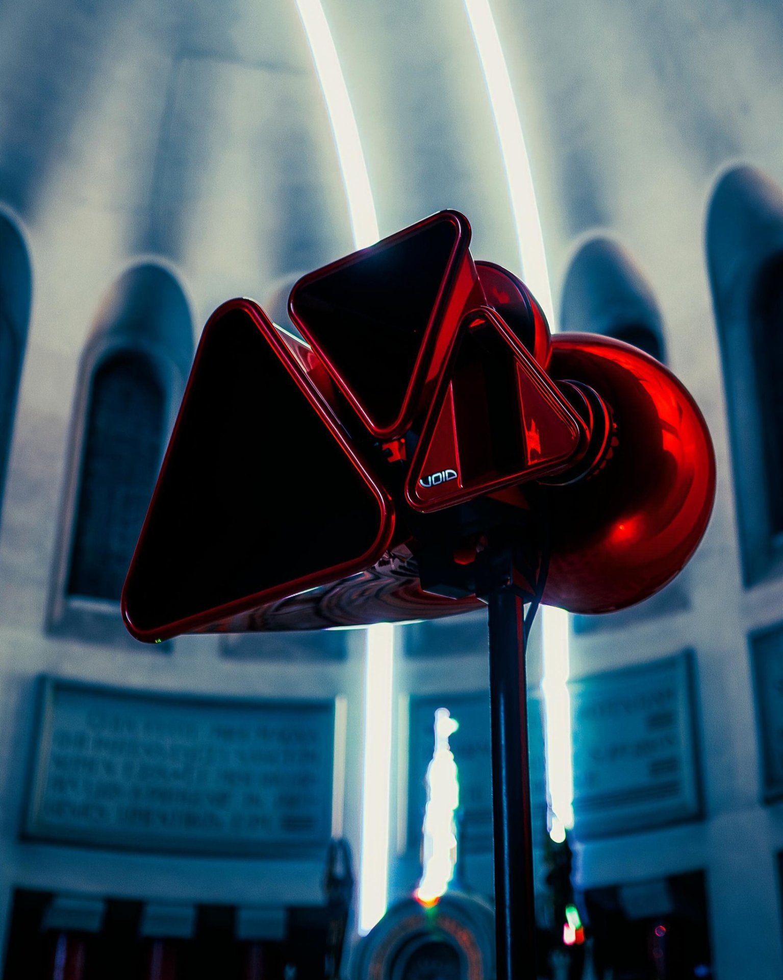 Hang monumentális léptékben